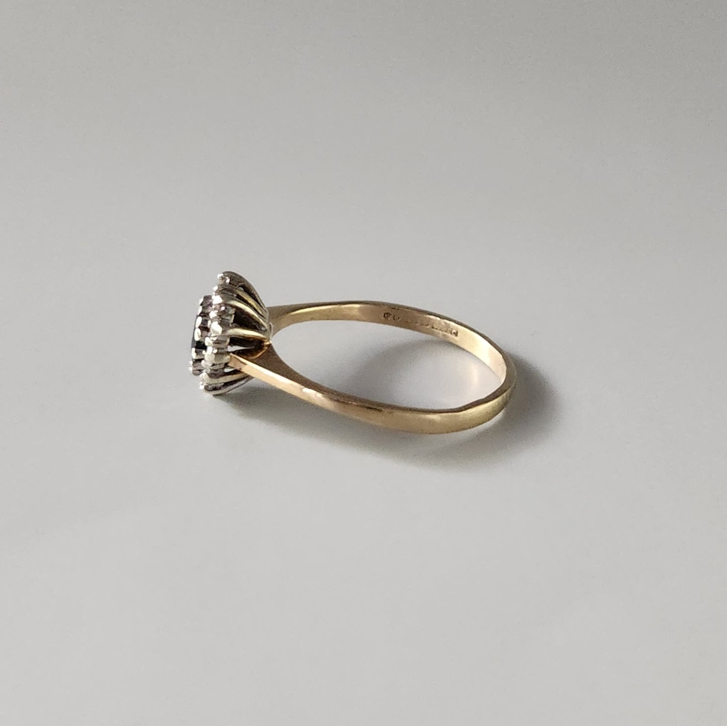 9ct Yellow Gold Sapphire Heart Diamond Ring