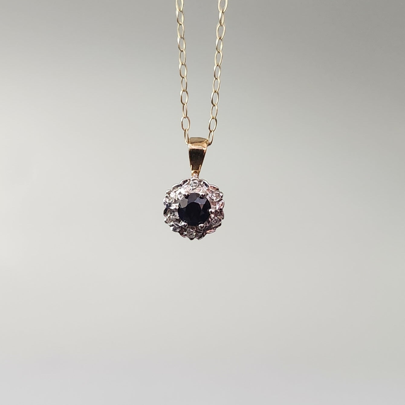 9ct Yellow Gold Sapphire & Diamond Cluster Pendant