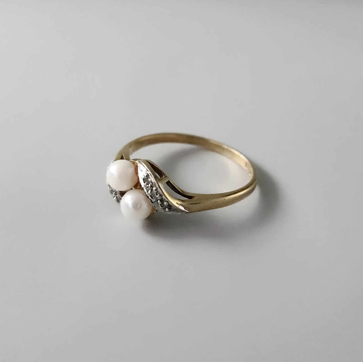 9ct Yellow Gold Pearl & Diamond Ring