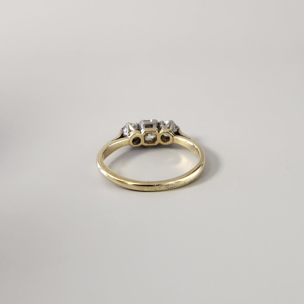 18ct Yellow Gold & Platinum Diamond Trilogy Ring