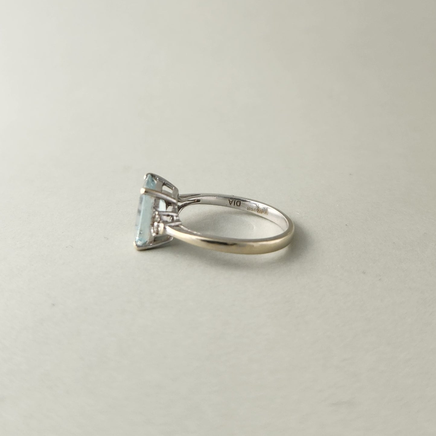 9ct White Gold Emerald-Cut Aquamarine Ring