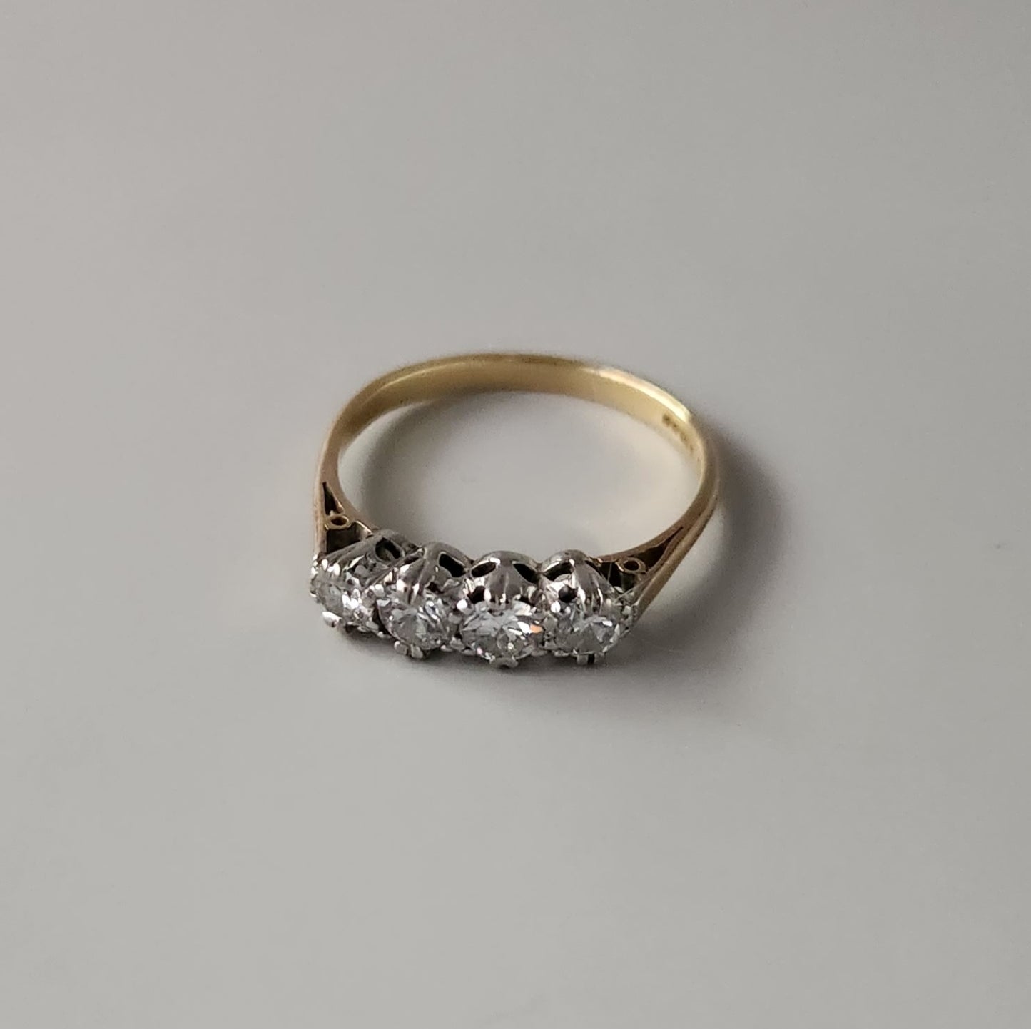 18ct Yellow Gold Diamond Four Stone Ring