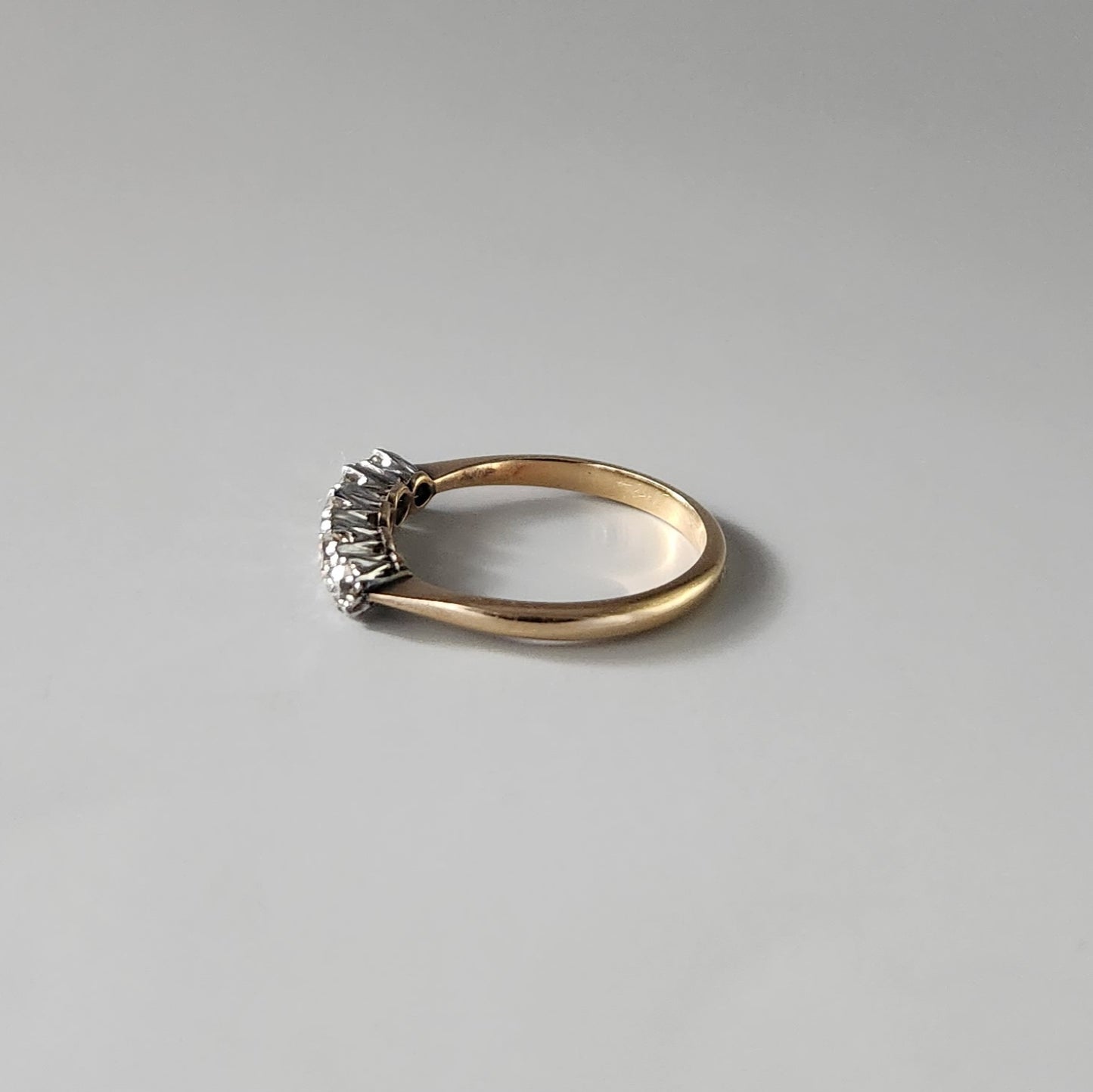 18ct Yellow Gold Diamond Five Stone Ring