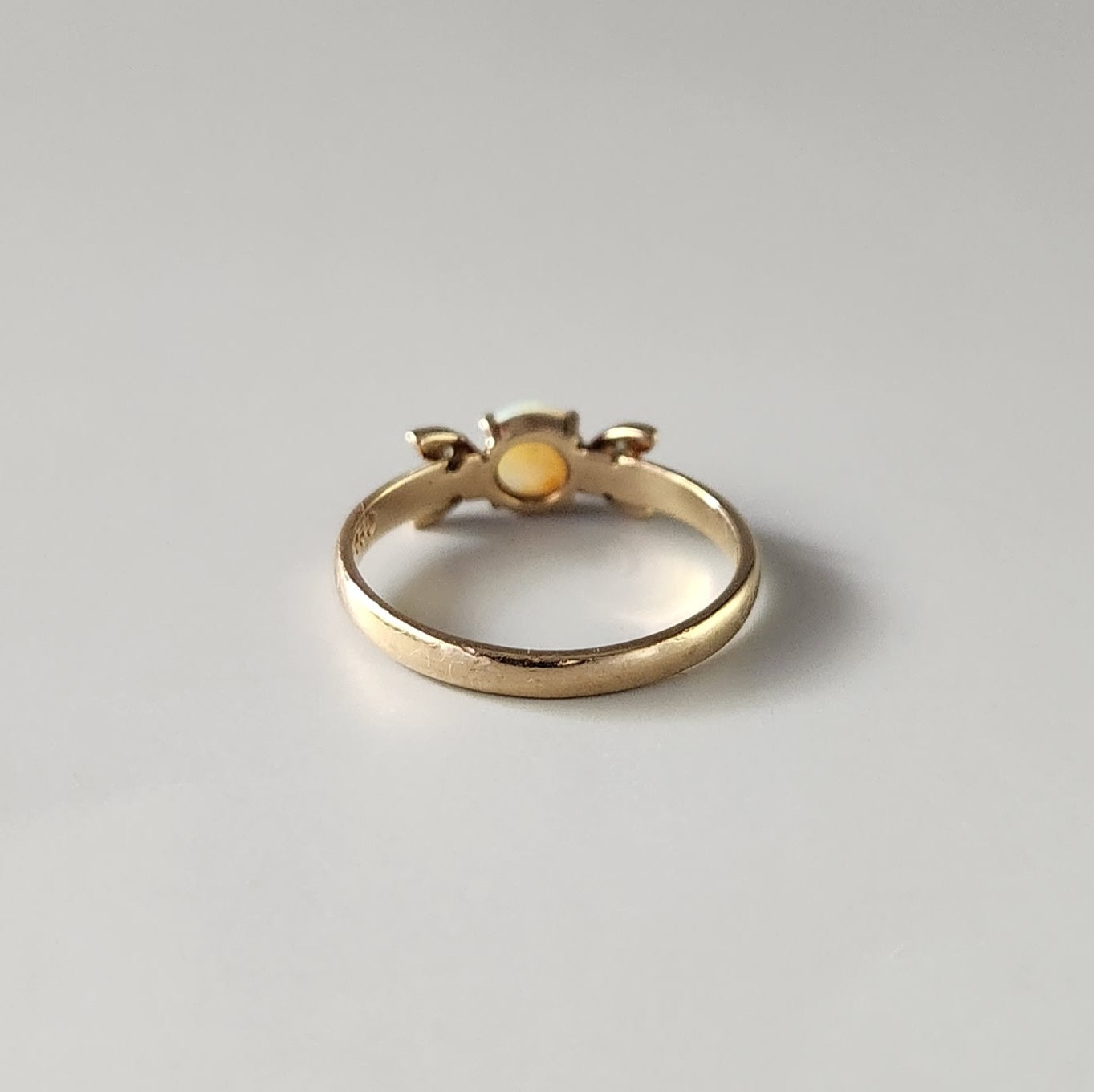 9ct Yellow Gold Opal & Diamond Ring