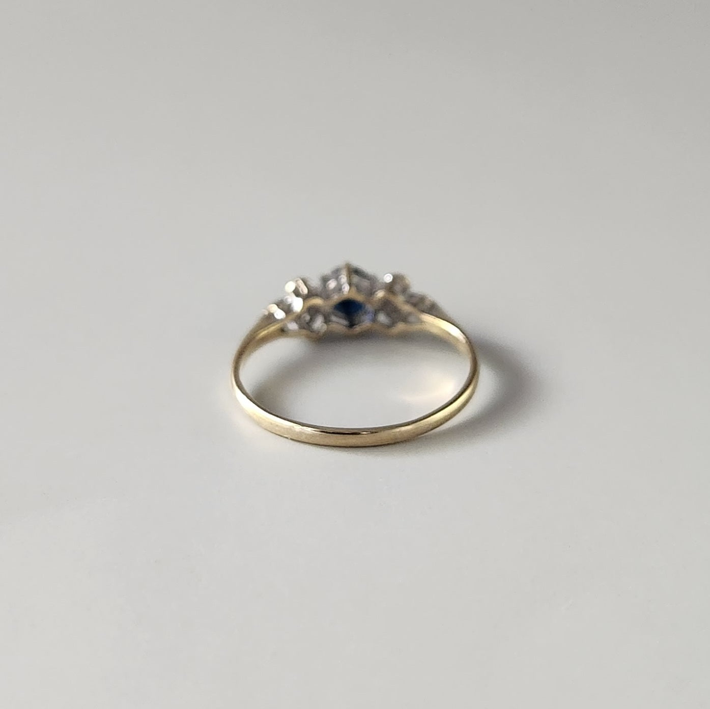 9ct Yellow Gold Sapphire & Diamond Ring