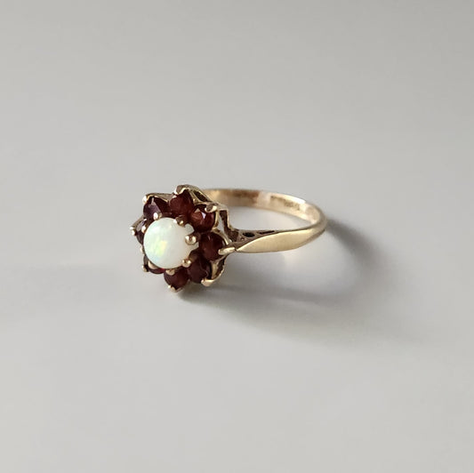 9ct Yellow Gold Opal & Garnet Cluster Ring