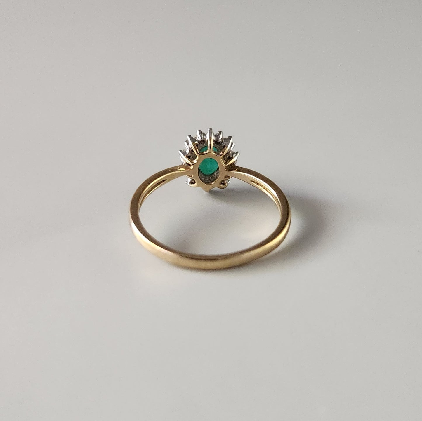 9ct Yellow Gold Emerald & Diamond Cluster Ring