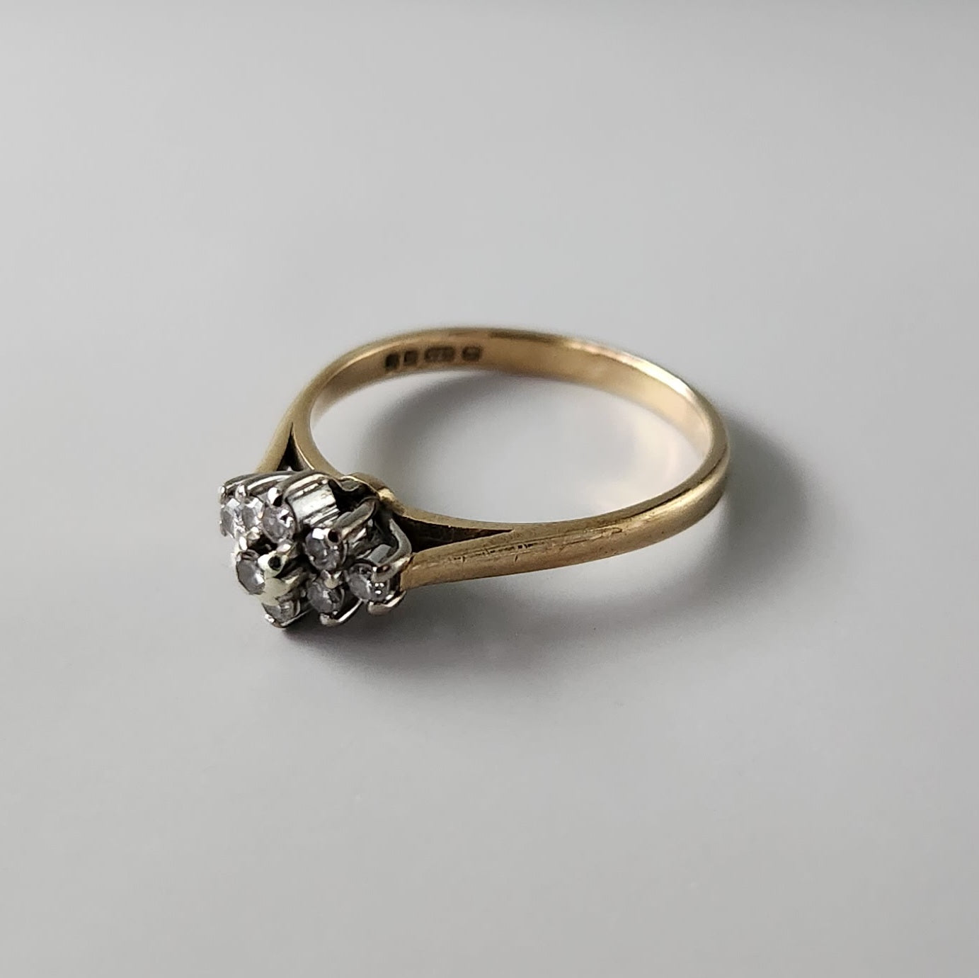 9ct Yellow Gold Diamond Cluster Ring