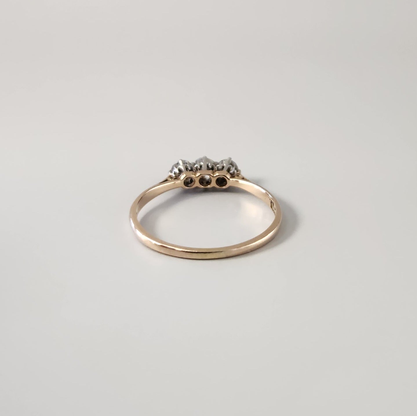 18ct Yellow Gold Old Cut Diamond Trilogy Ring