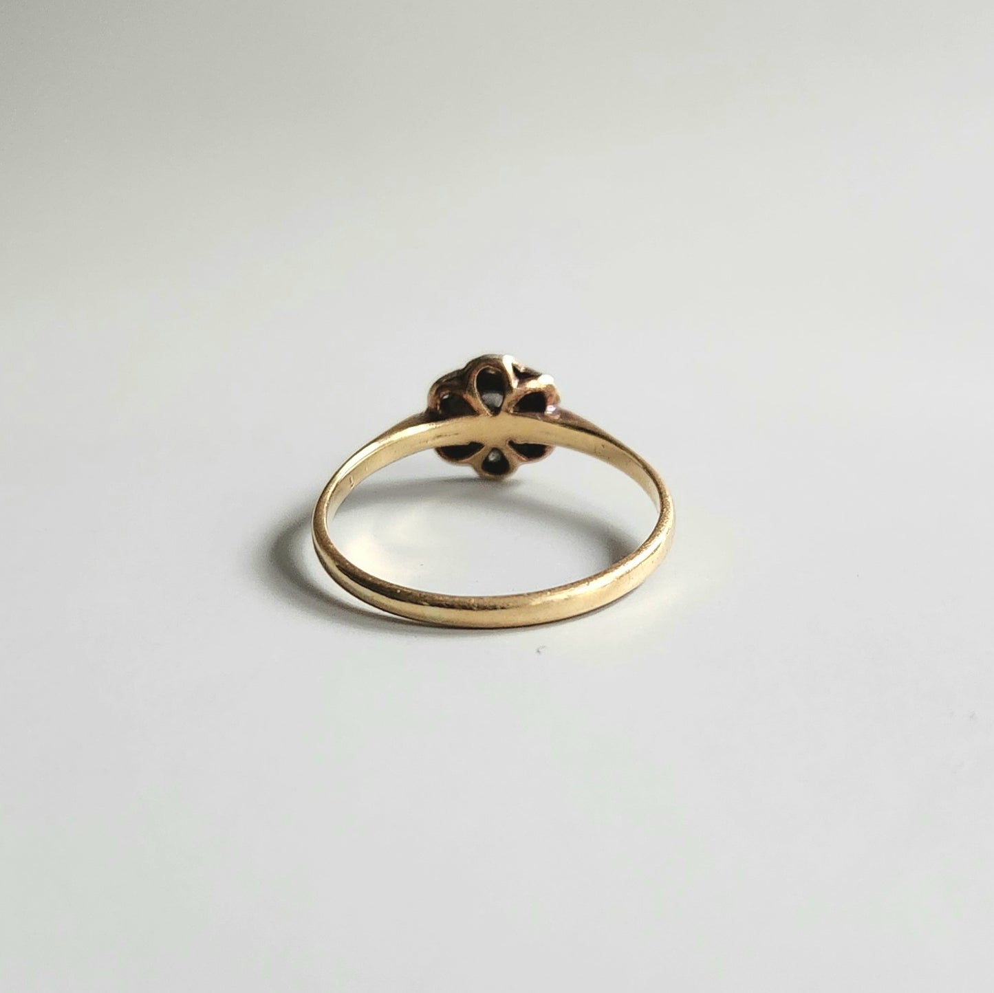 18ct Edwardian Yellow Gold Diamond Daisy Cluster Ring