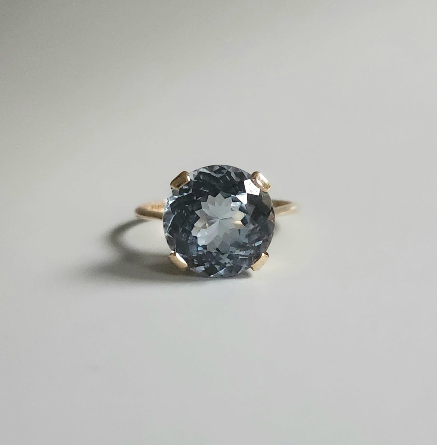 9ct Yellow Gold Round Aquamarine Cocktail Ring