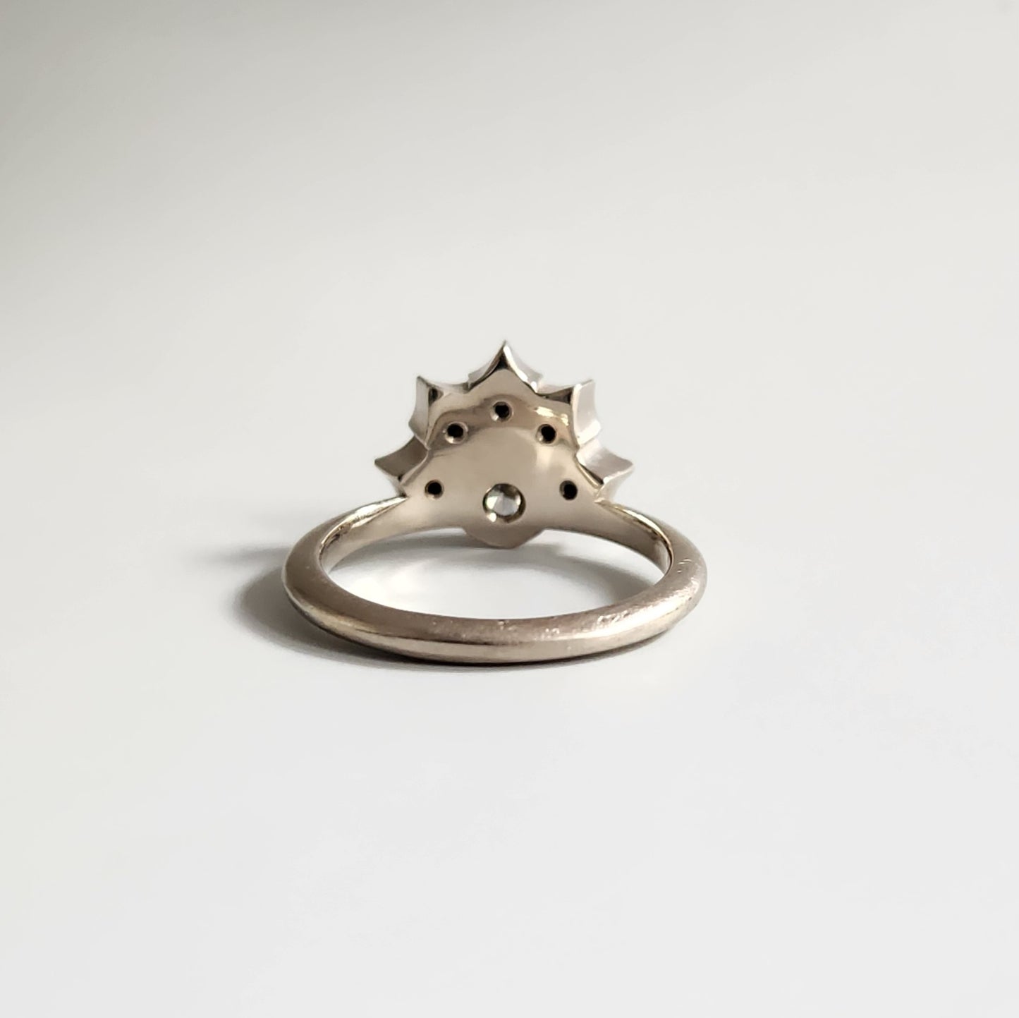 14ct White Gold Art Deco Style Diamond Ring