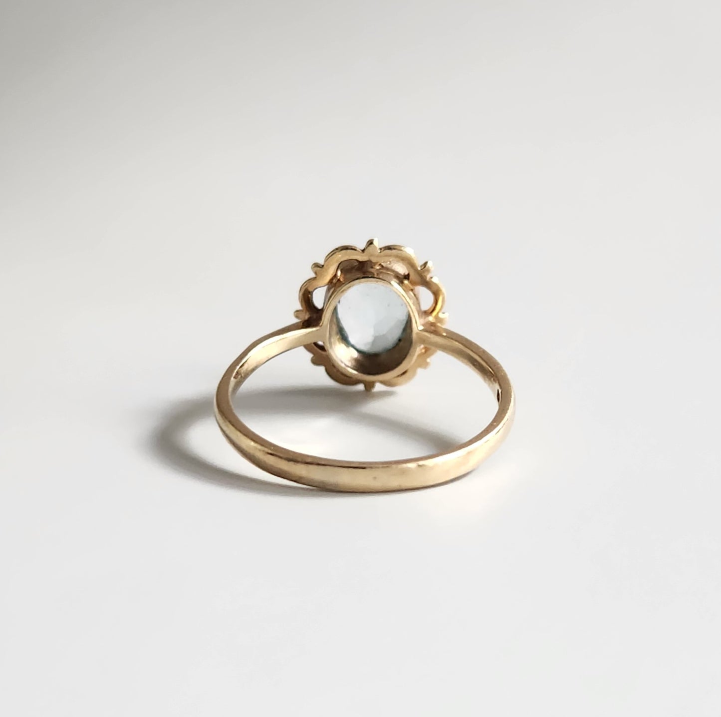 9ct Yellow Gold Aquamarine Filigree Ring