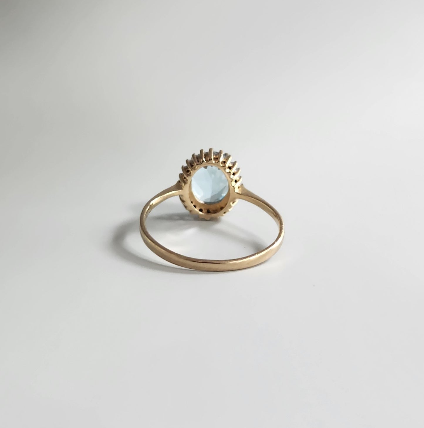 9ct Yellow Gold Blue Topaz & Diamond Cluster Ring