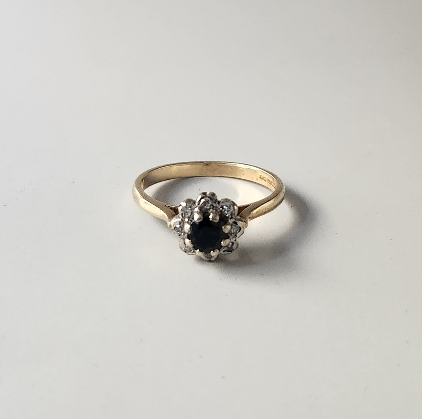 9ct Yellow Gold Sapphire & Diamond Flower Cluster Ring